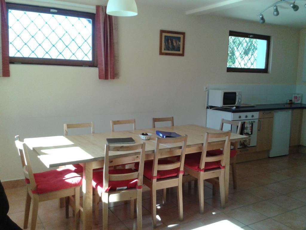 Alpineaccomodation กิลเลสตร์ ภายนอก รูปภาพ